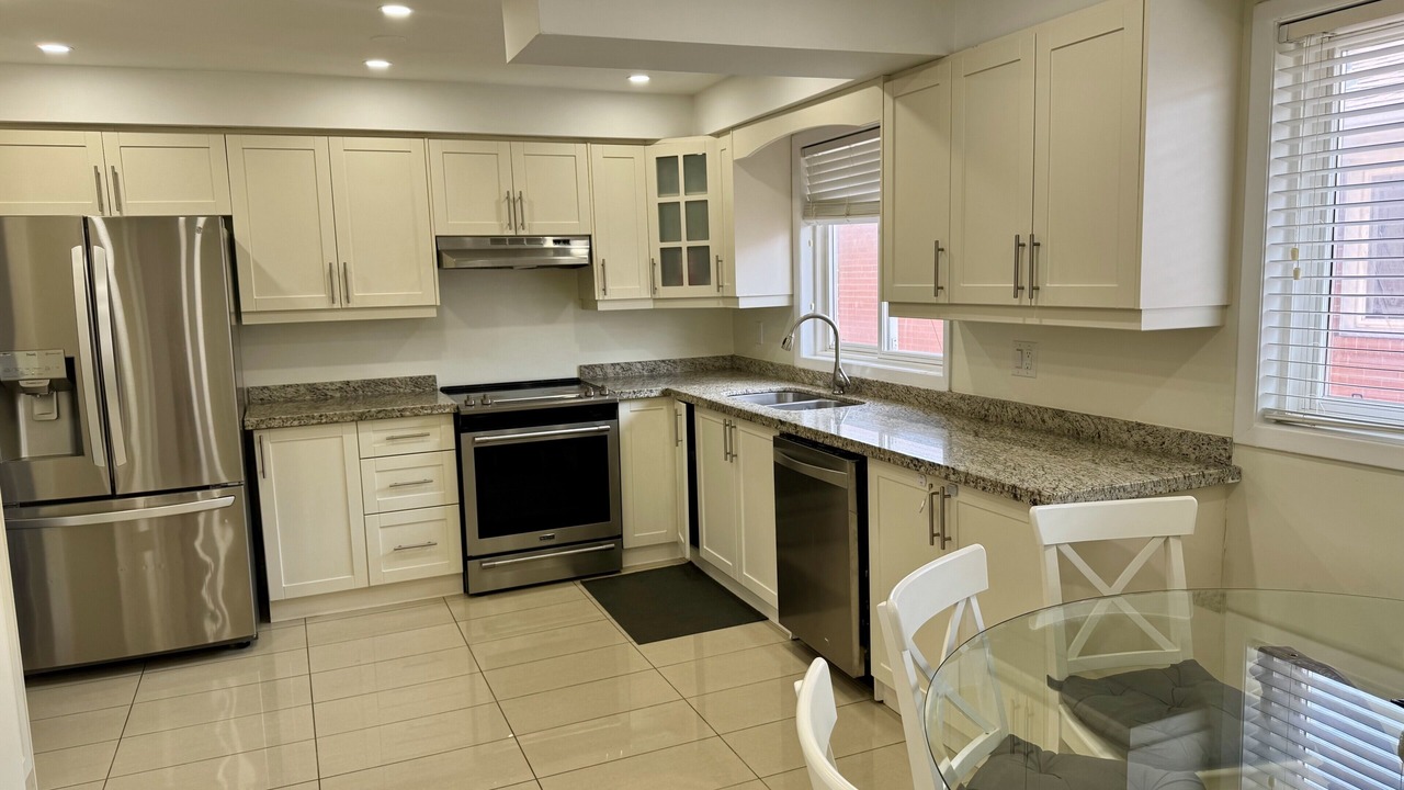 Photo of Kitchen in Humber Summit