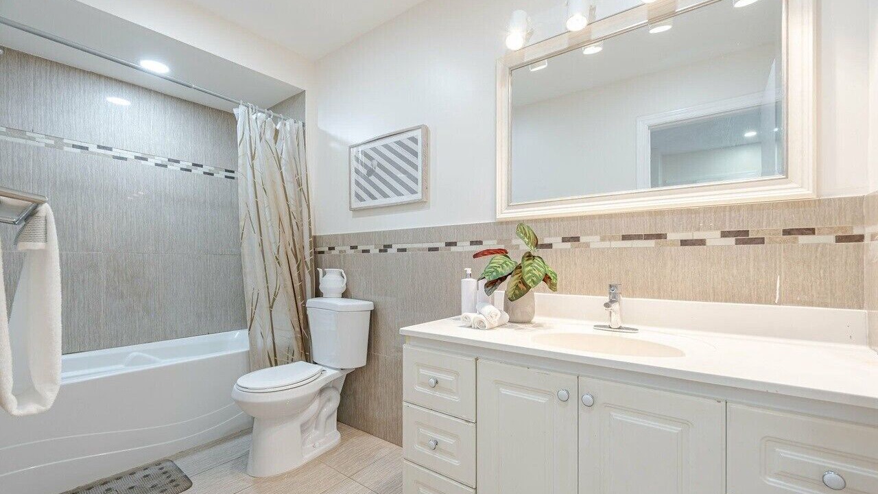 Photo of Bathroom in Humber Summit