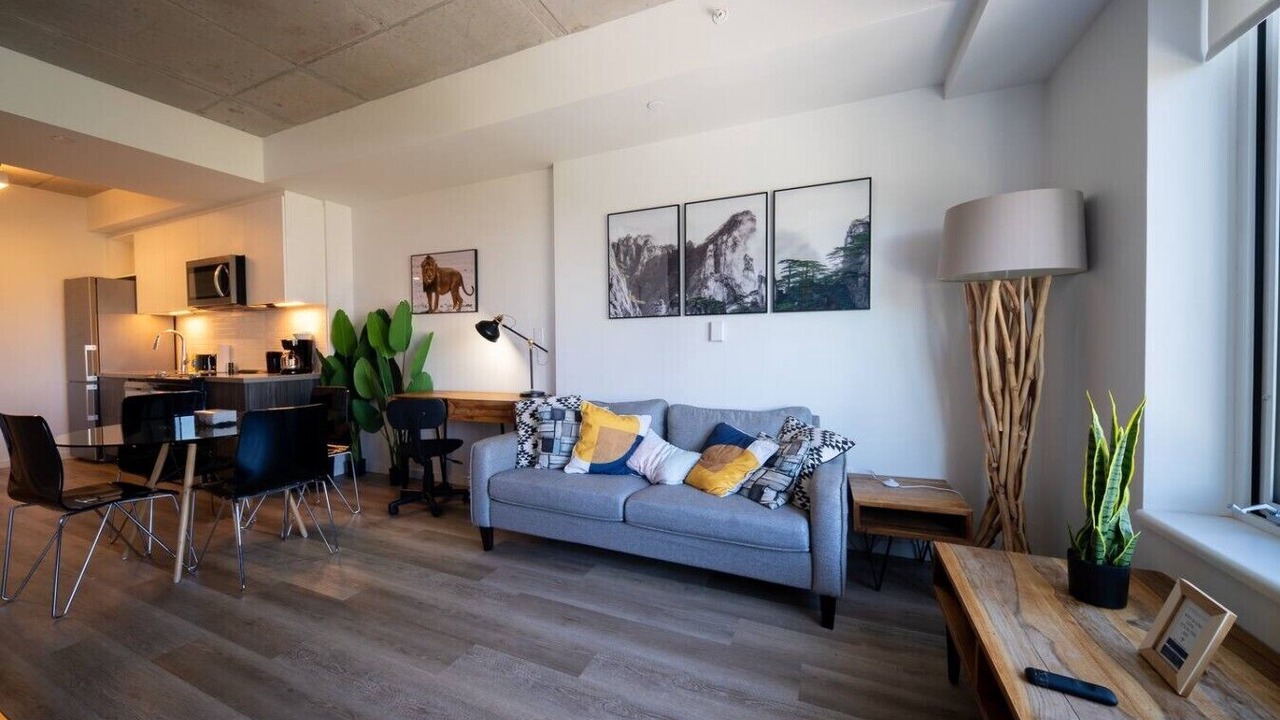Photo of Livingroom in Hintonburg