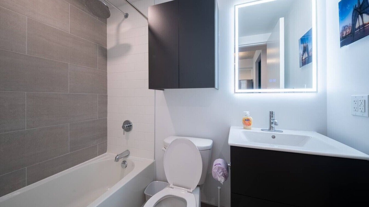 Photo of Bathroom in Hintonburg
