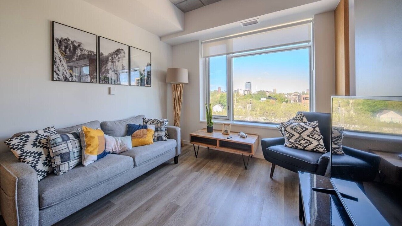 Photo of Livingroom in Hintonburg