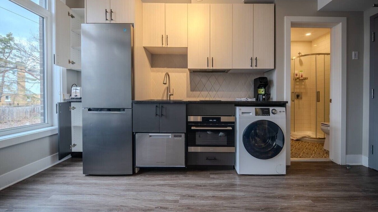 Photo of Kitchen in Vanier North