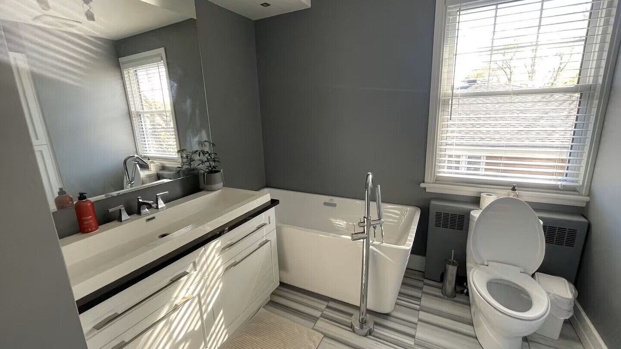 Photo of Bathroom in Sainte-Foy-Sillery-Cap-Rouge