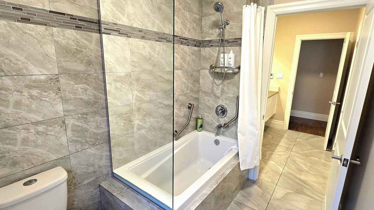 Photo of Bathroom in Doon South