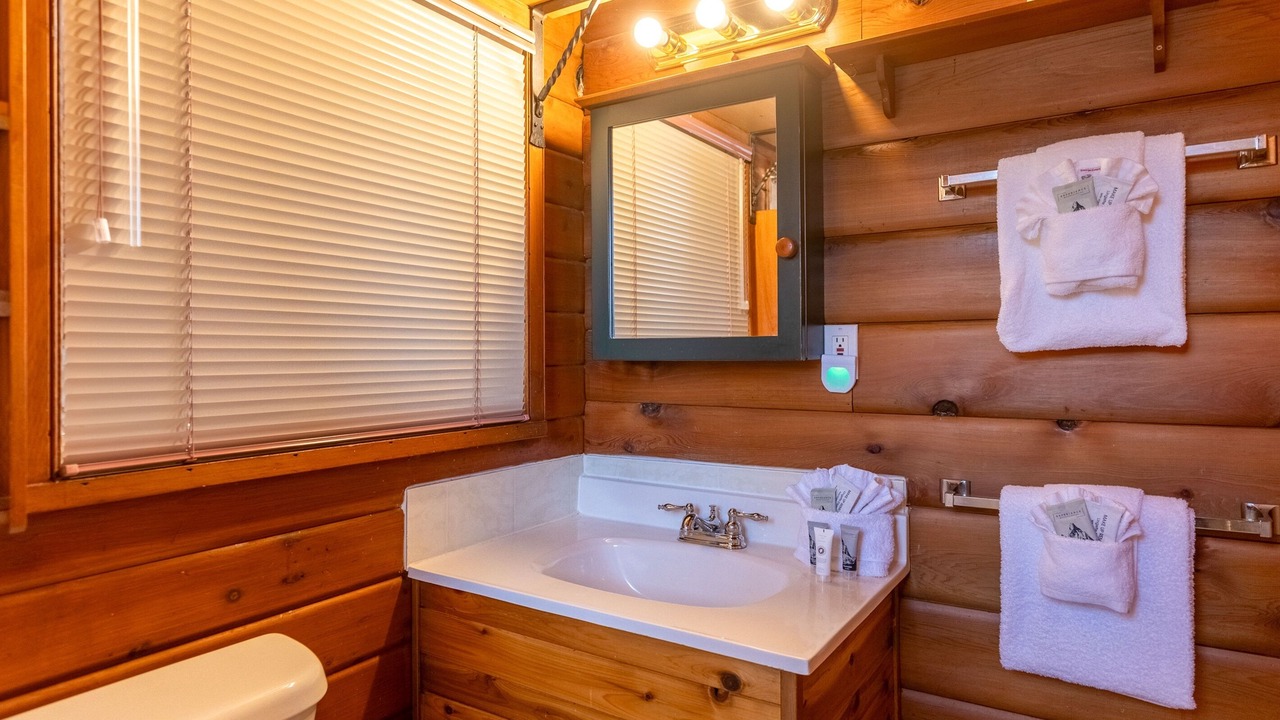 Photo of Bathroom in Koocanusa Ranch