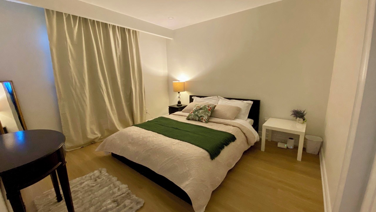 Photo of Bedroom in Pleasant View