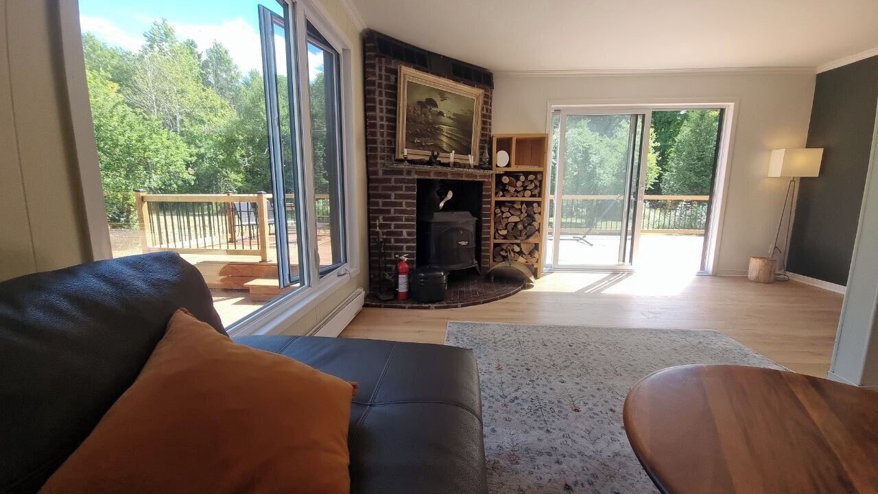 Photo of Livingroom in North Glengarry
