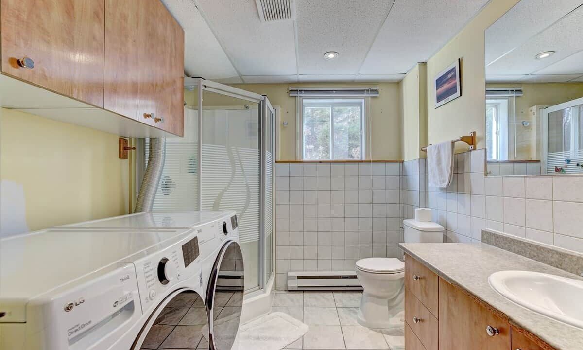 Photo of Bathroom in Chertsey