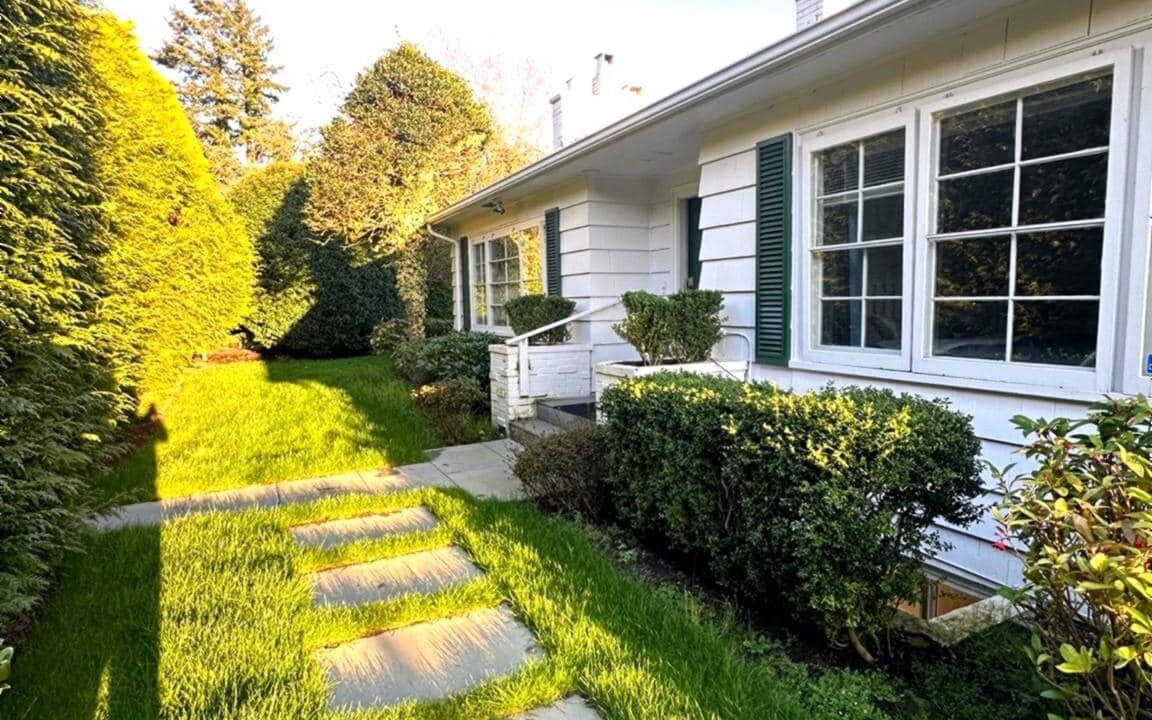 Photo of Outdoor in Kerrisdale