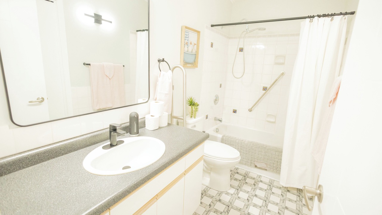 Photo of Bathroom in Arnes