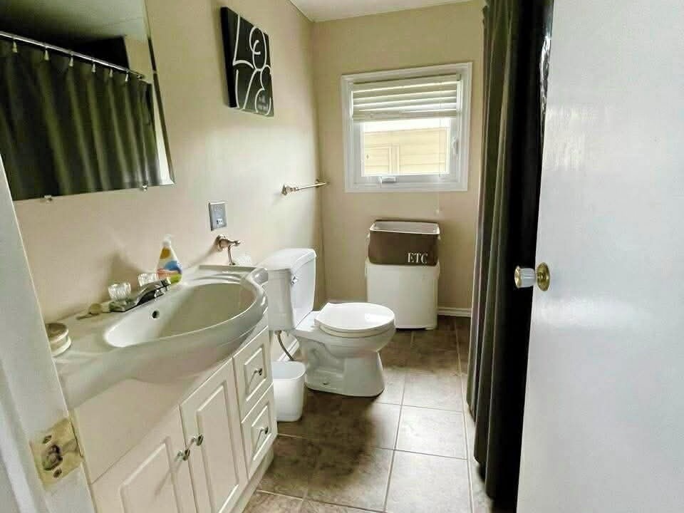 Photo of Bathroom in Sainte-Anne-de-Kent