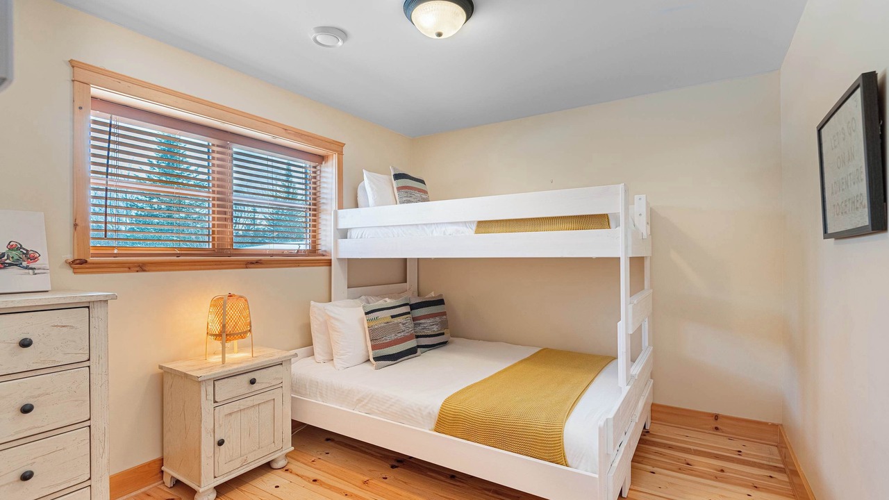 Photo of Bedroom in Fiddler Lake Resort