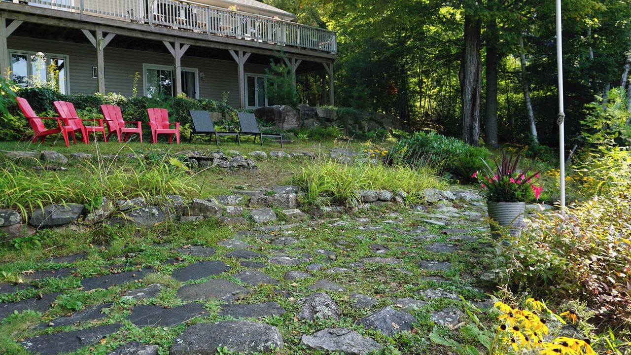 Photo of Outdoor in MacTier