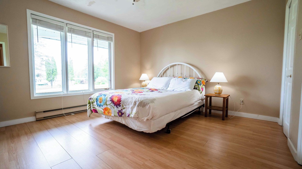 Photo of Bedroom in Lake of Bays