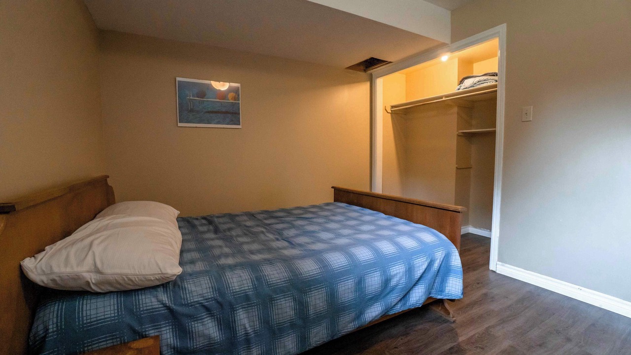 Photo of Bedroom in Lake of Bays