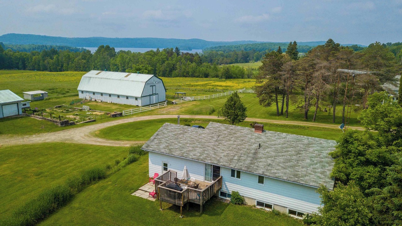 Photo of Outdoor in Lake of Bays