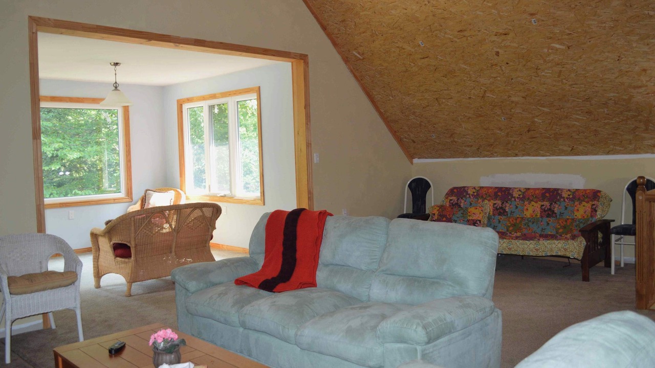 Photo of Livingroom in Burk's Falls