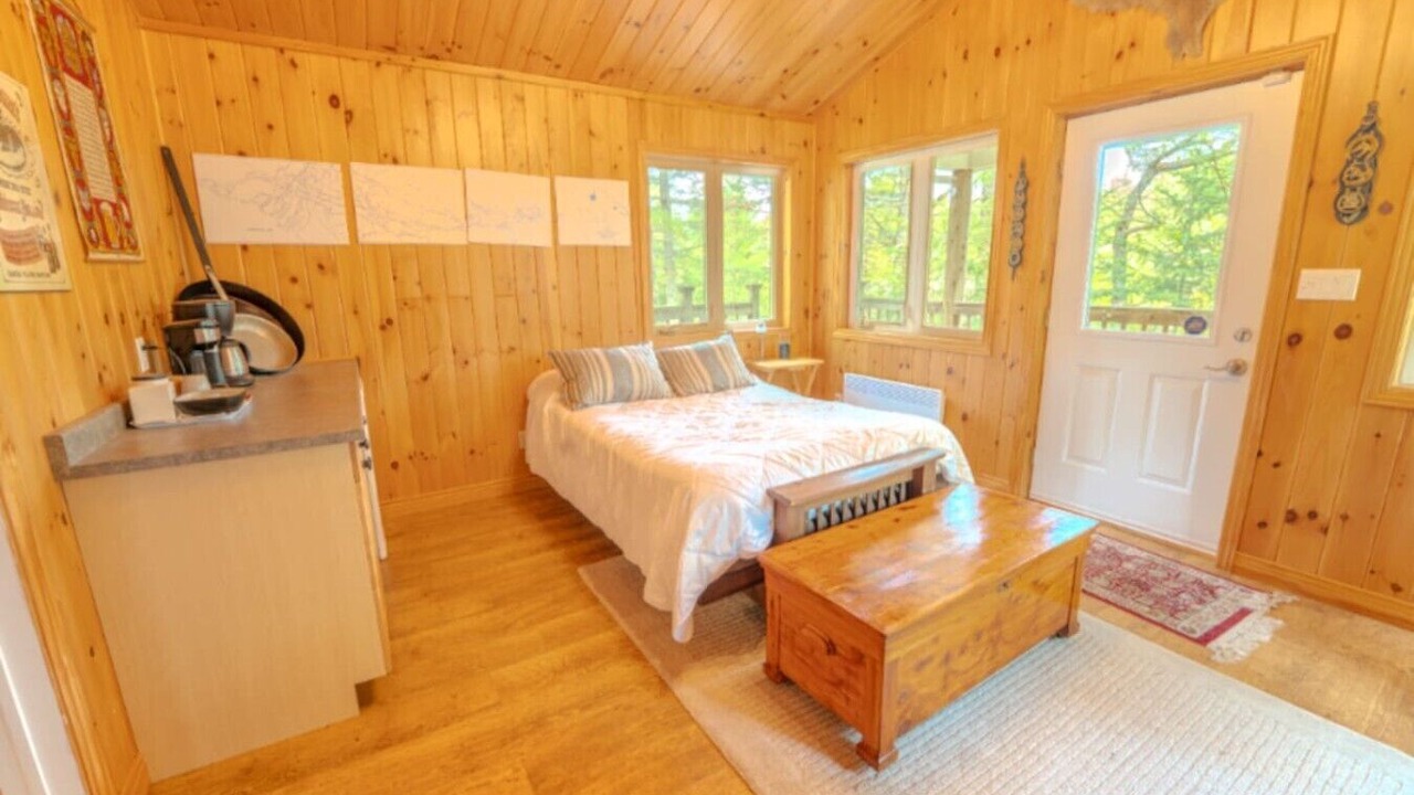 Photo of Bedroom in Unorganized Centre Parry Sound