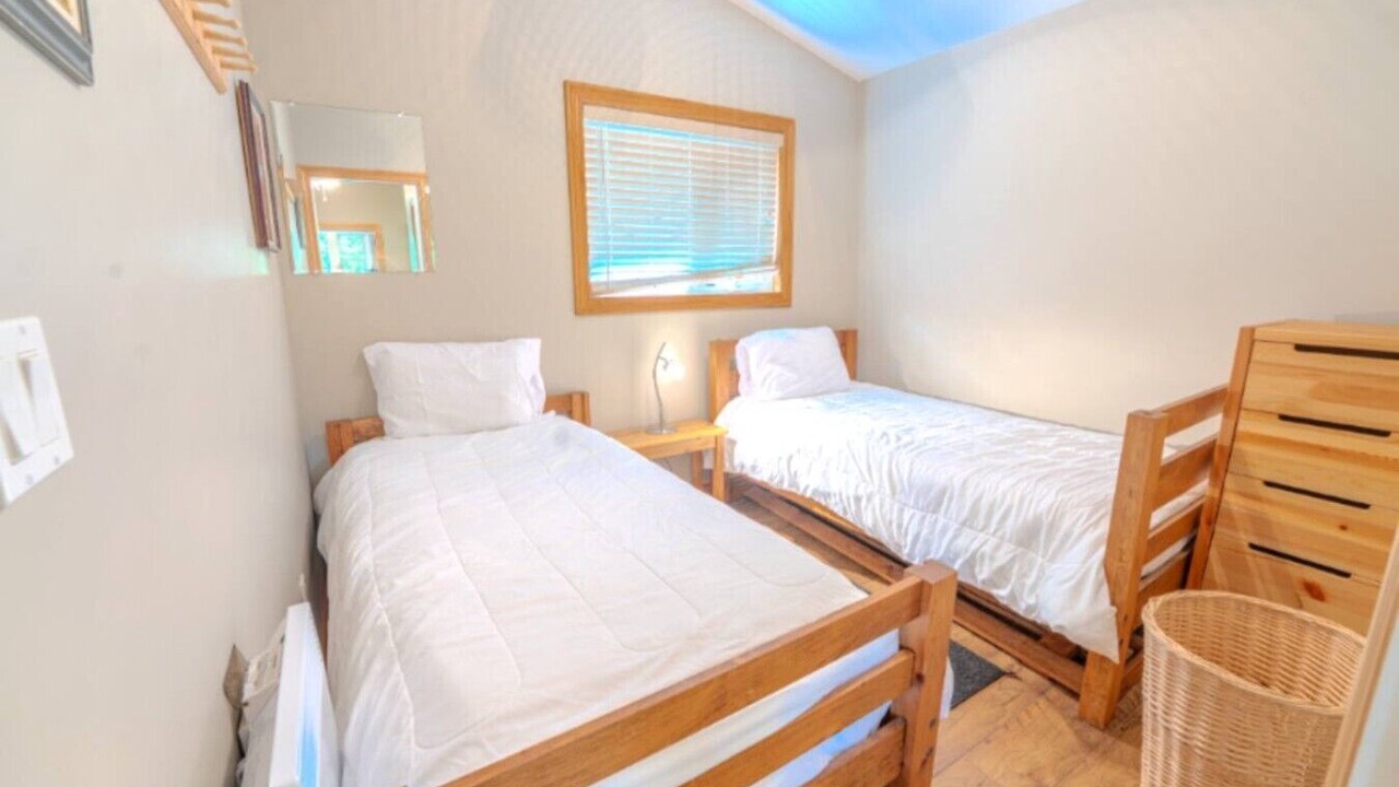 Photo of Bedroom in Unorganized Centre Parry Sound