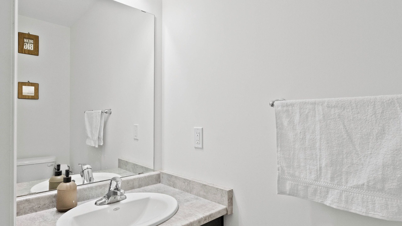 Photo of Bathroom in County of Brant