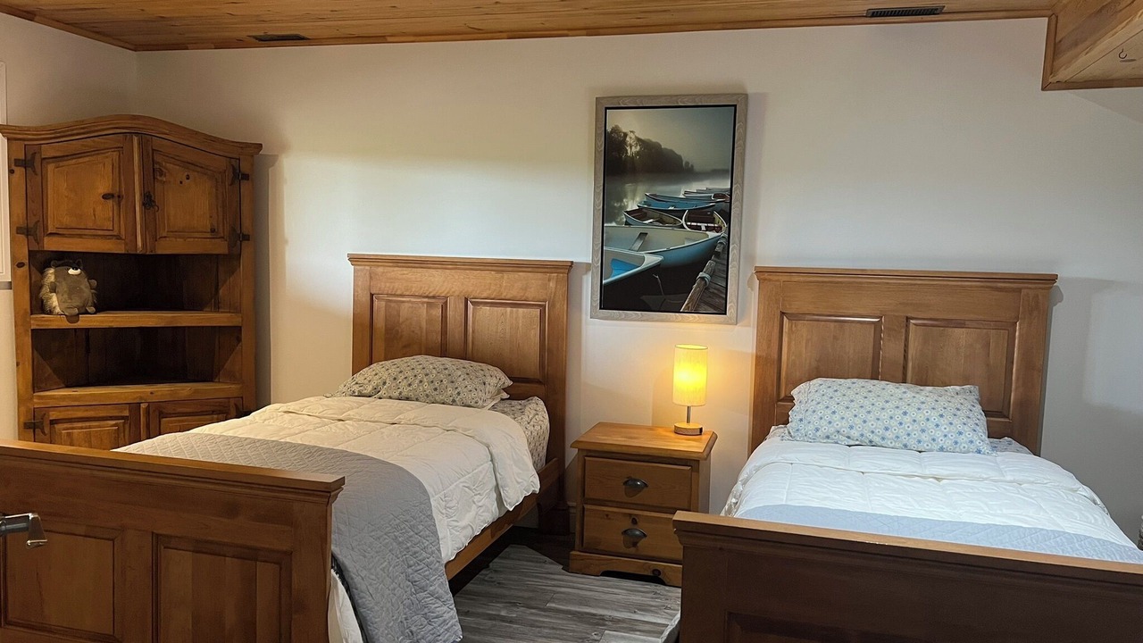 Photo of Bedroom in Saint-Aime-du-Lac-des-Iles