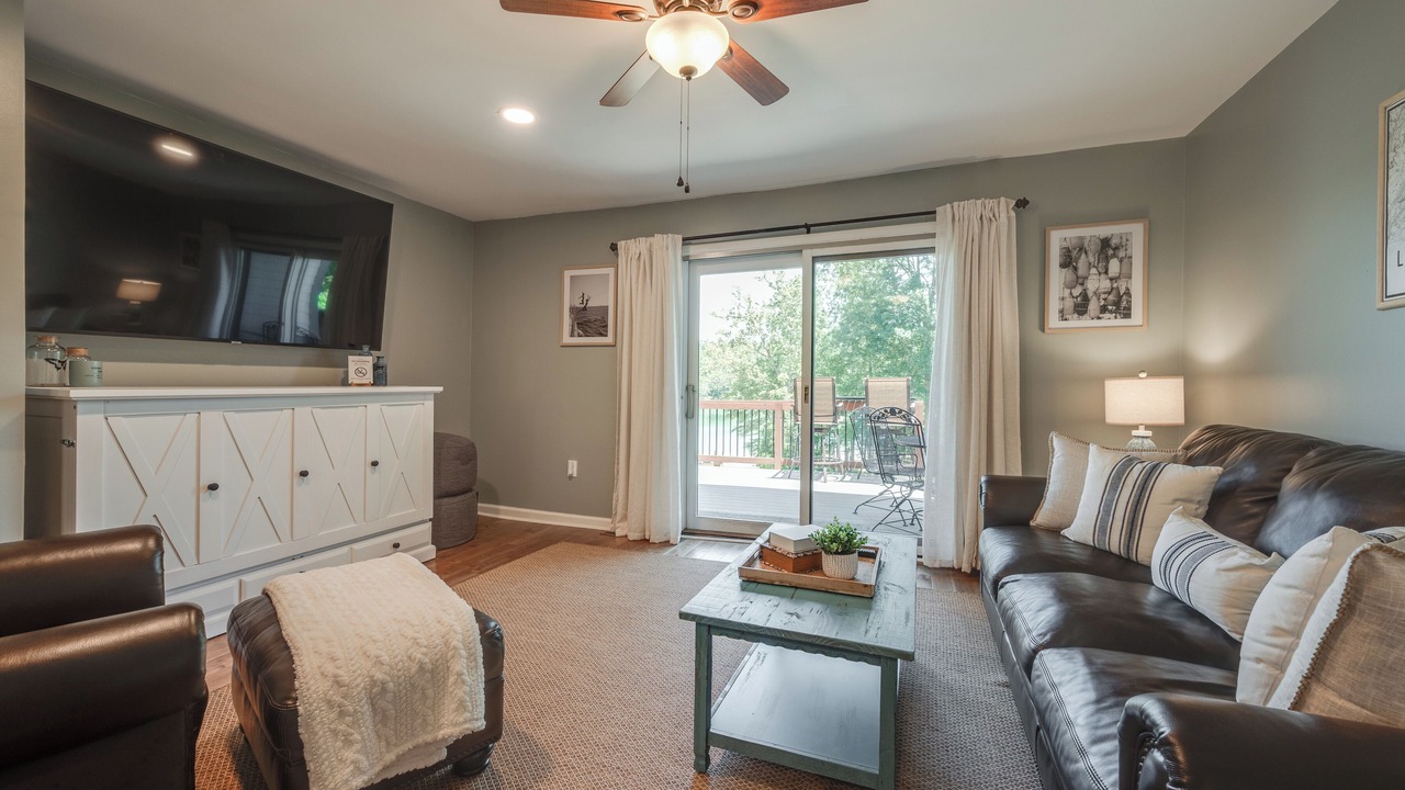 Photo of Livingroom in Seneca