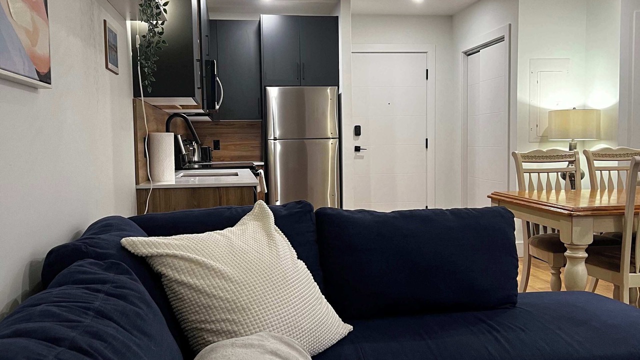 Photo of Livingroom in Downtown Halifax