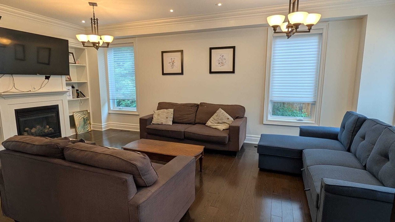 Photo of Livingroom in Brampton