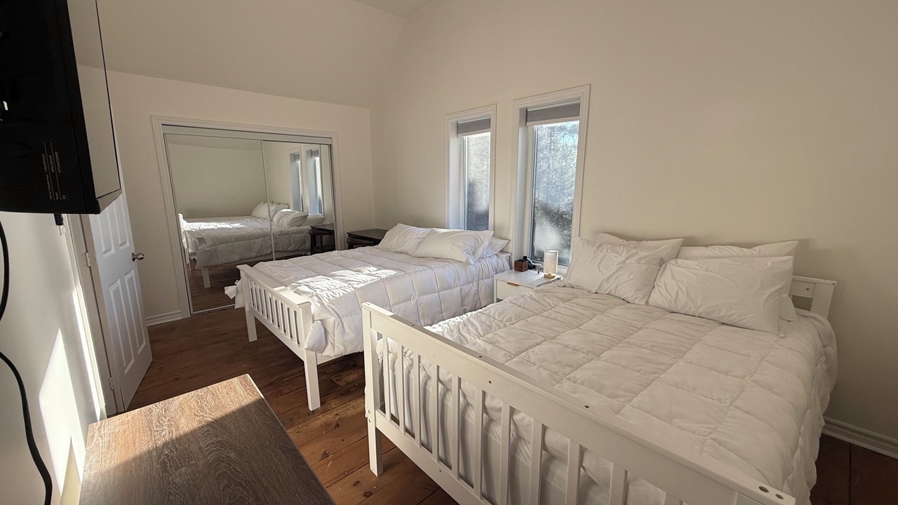 Photo of Bedroom in Joly
