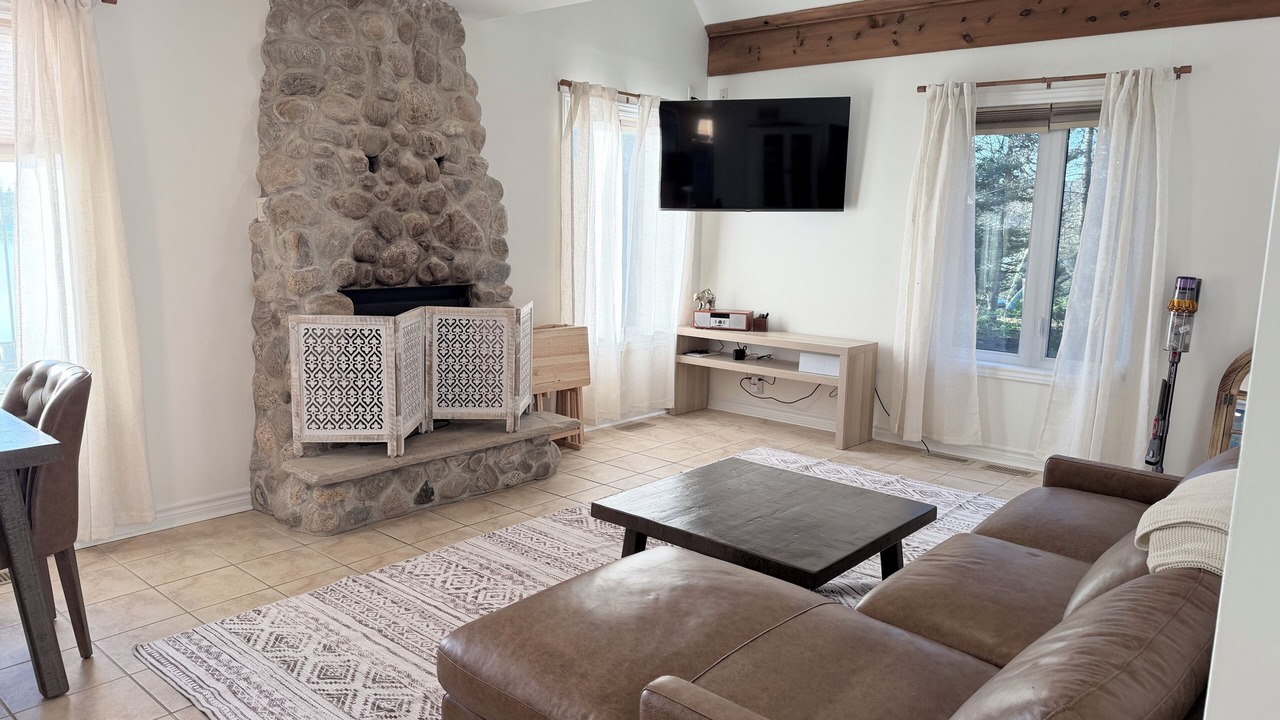 Photo of Livingroom in Joly
