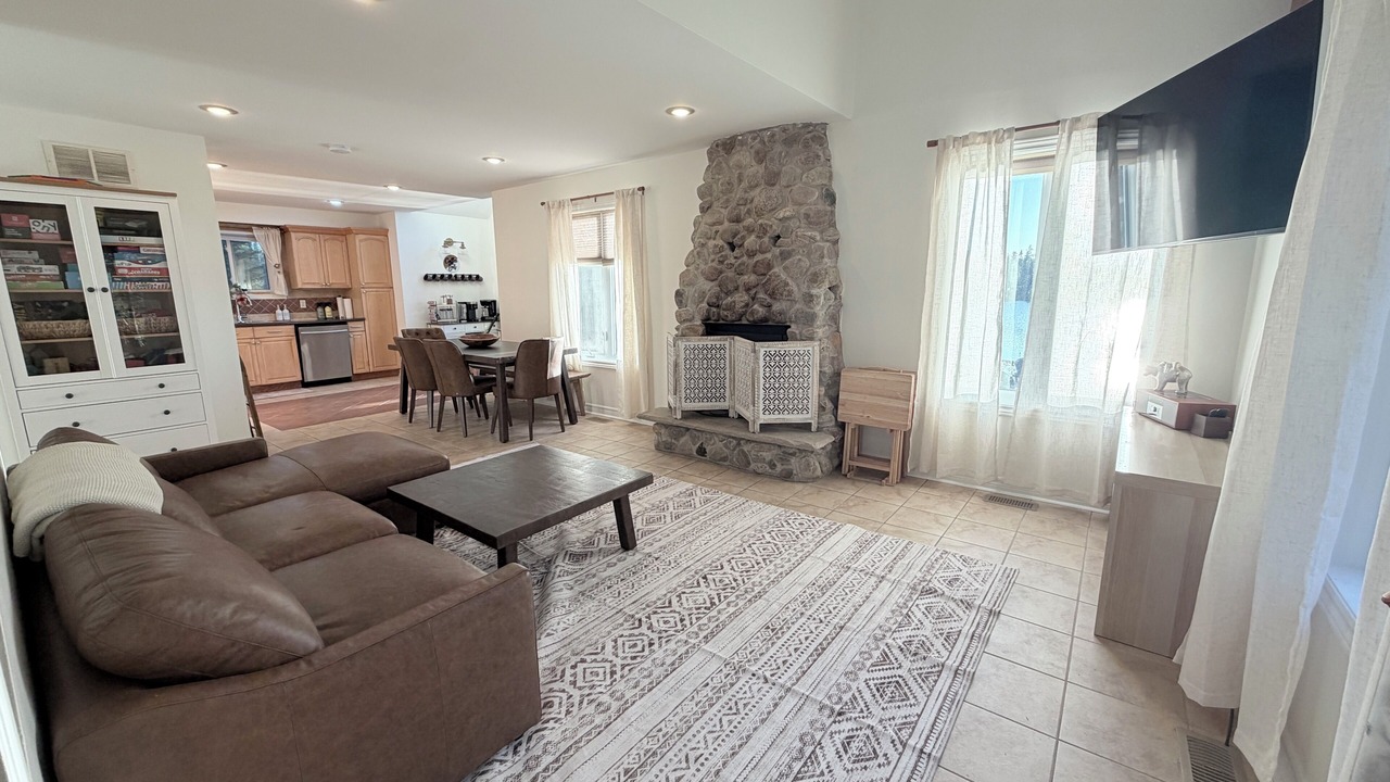 Photo of Livingroom in Joly