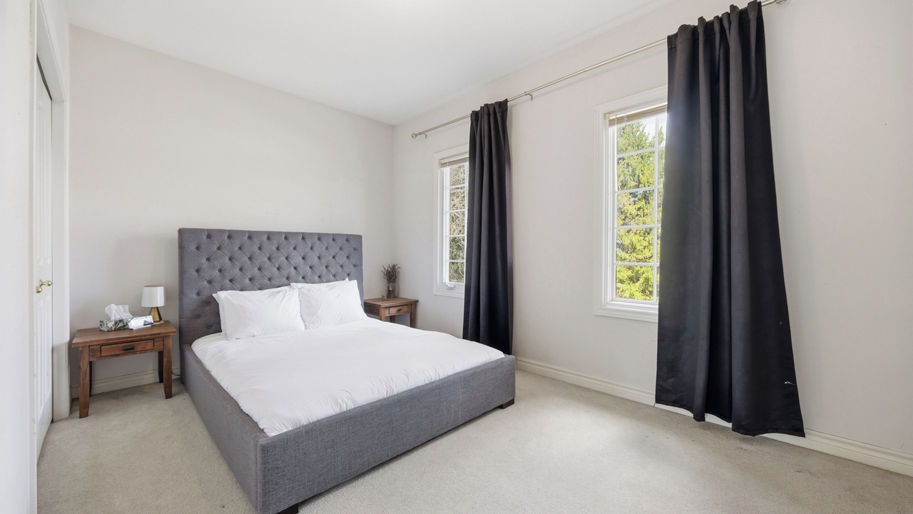 Photo of Bedroom in Sarnia