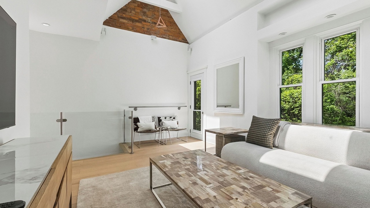 Photo of Livingroom in Summerhill