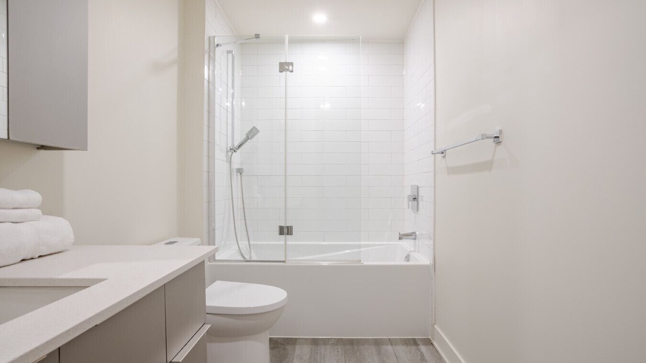 Photo of Bathroom in Cite Multimedia