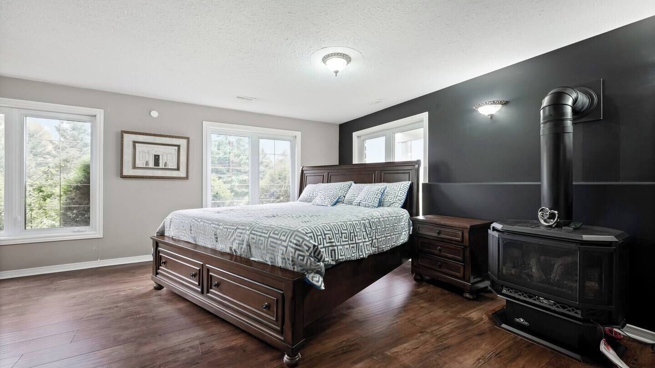 Photo of Bedroom in Melancthon