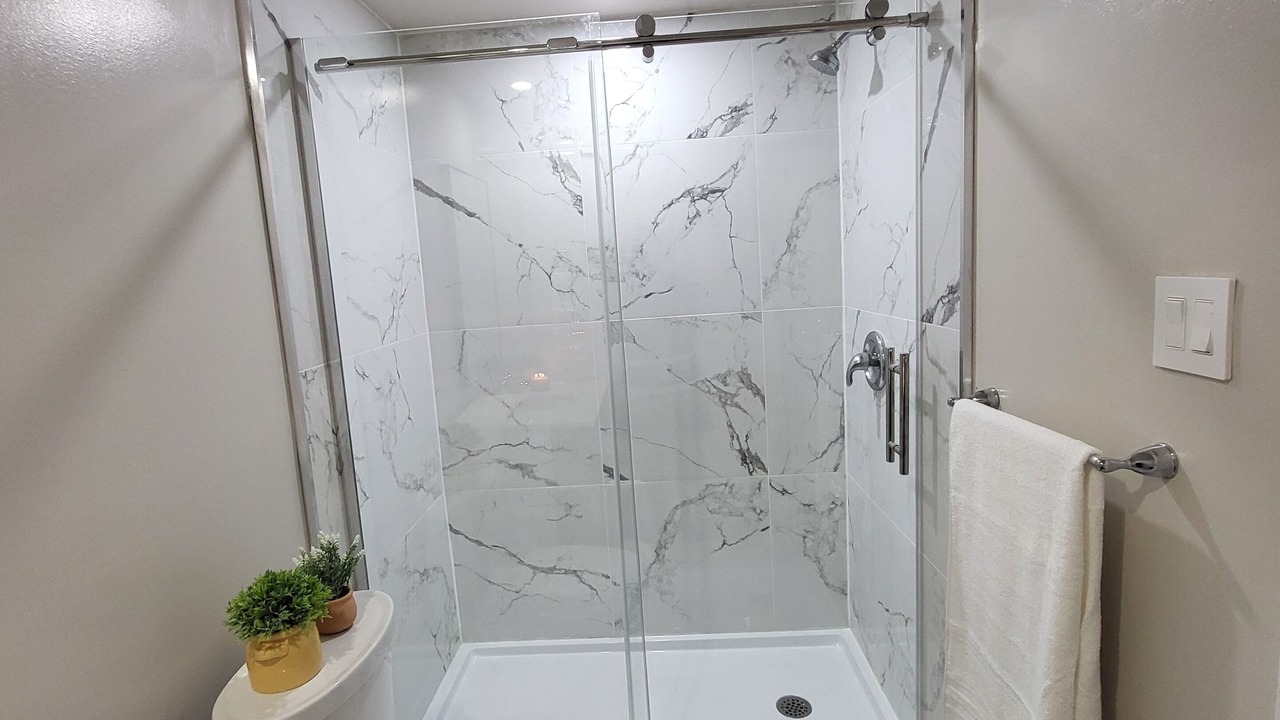 Photo of Bathroom in Russell