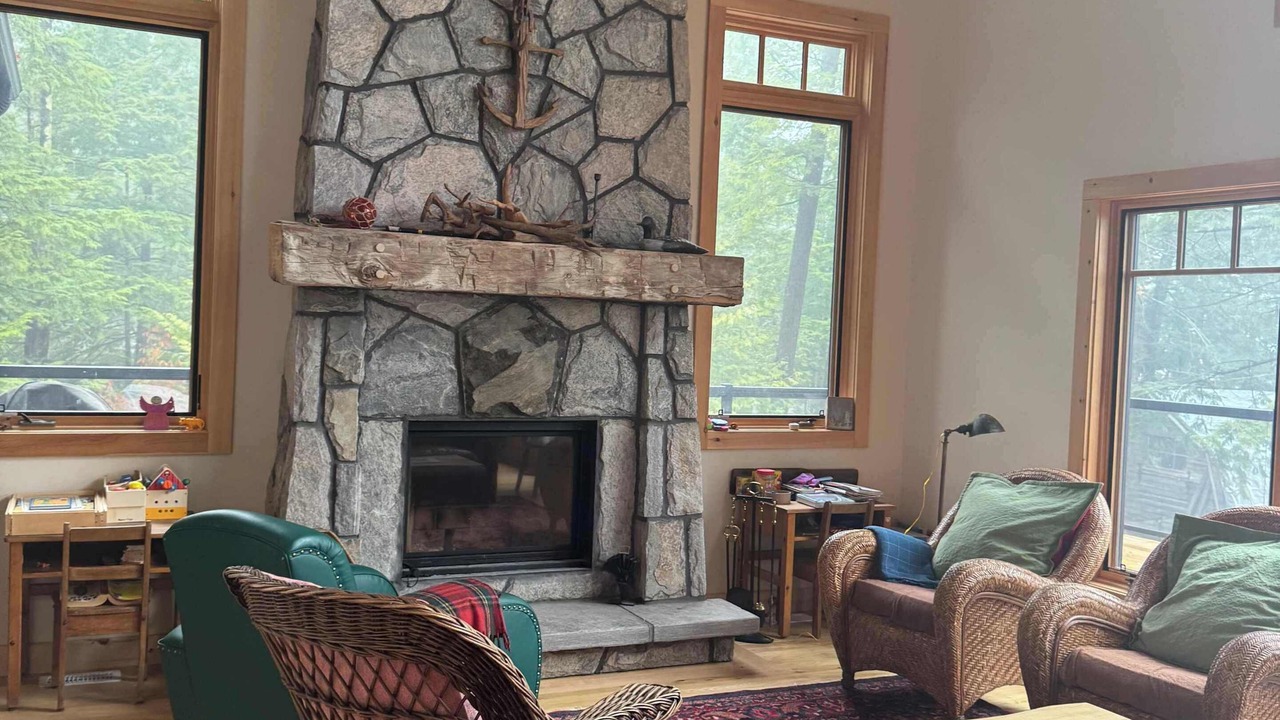 Photo of Livingroom in Georgian Bay