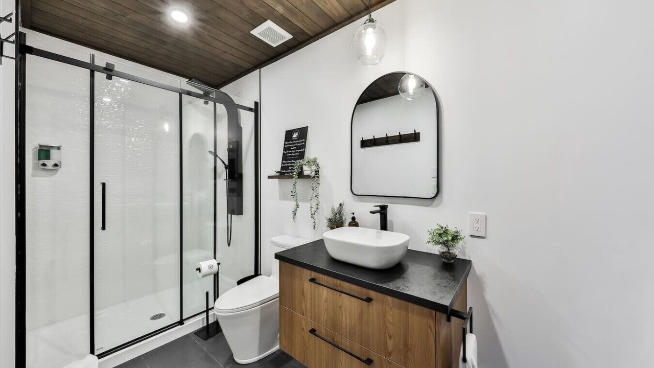 Photo of Bathroom in Saint-Faustin-Lac-Carre