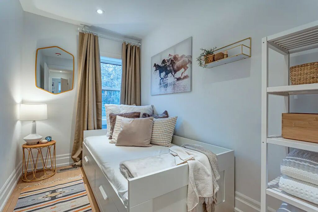 Photo of Bedroom in Oakwood Village