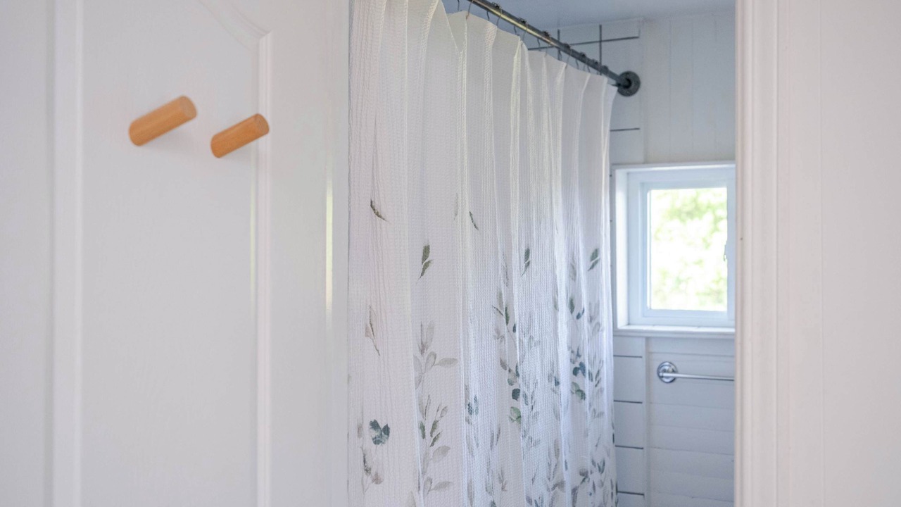 Photo of Bathroom in Adolphustown