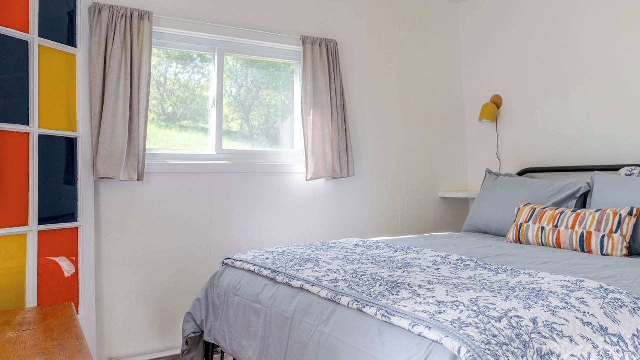 Photo of Bedroom in Adolphustown