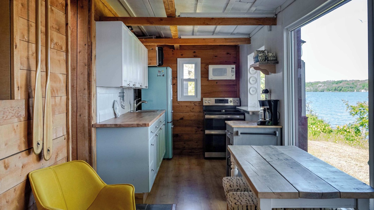 Photo of Kitchen in Adolphustown