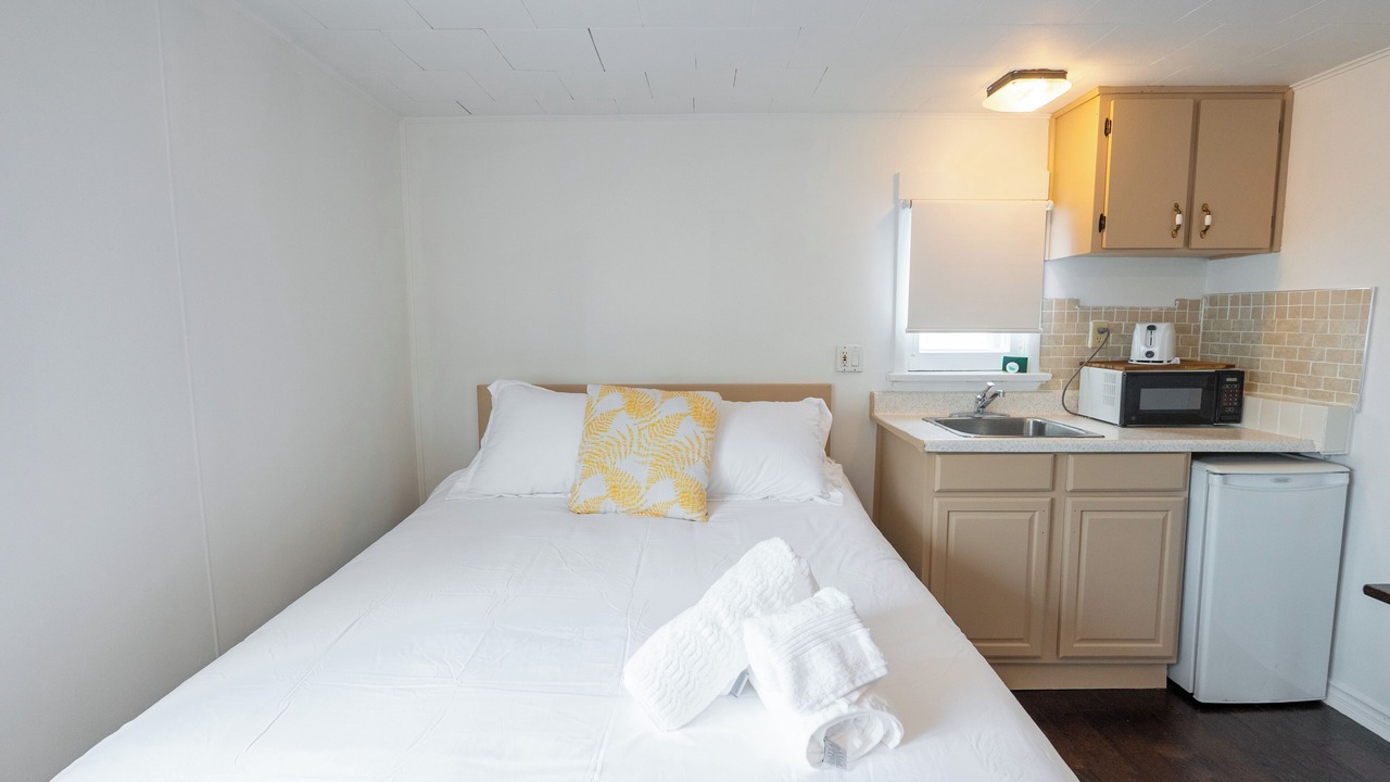 Photo of Bedroom in Lambton Shores