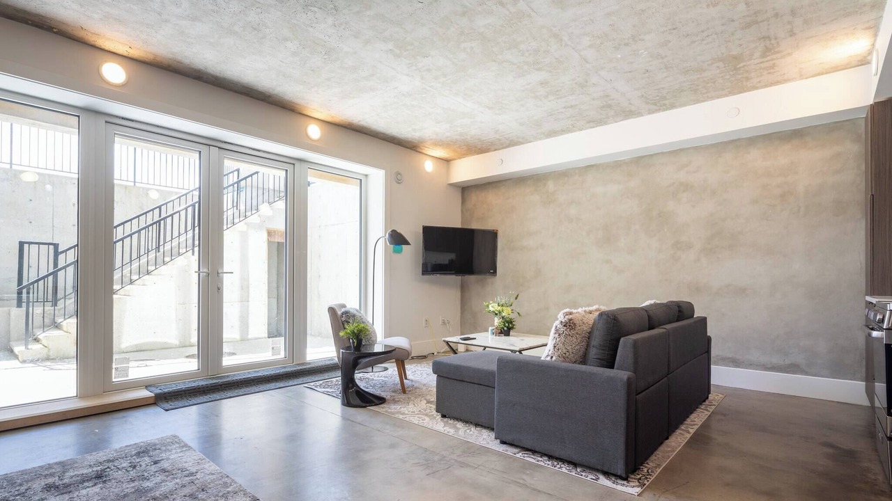 Photo of Livingroom in West Vancouver