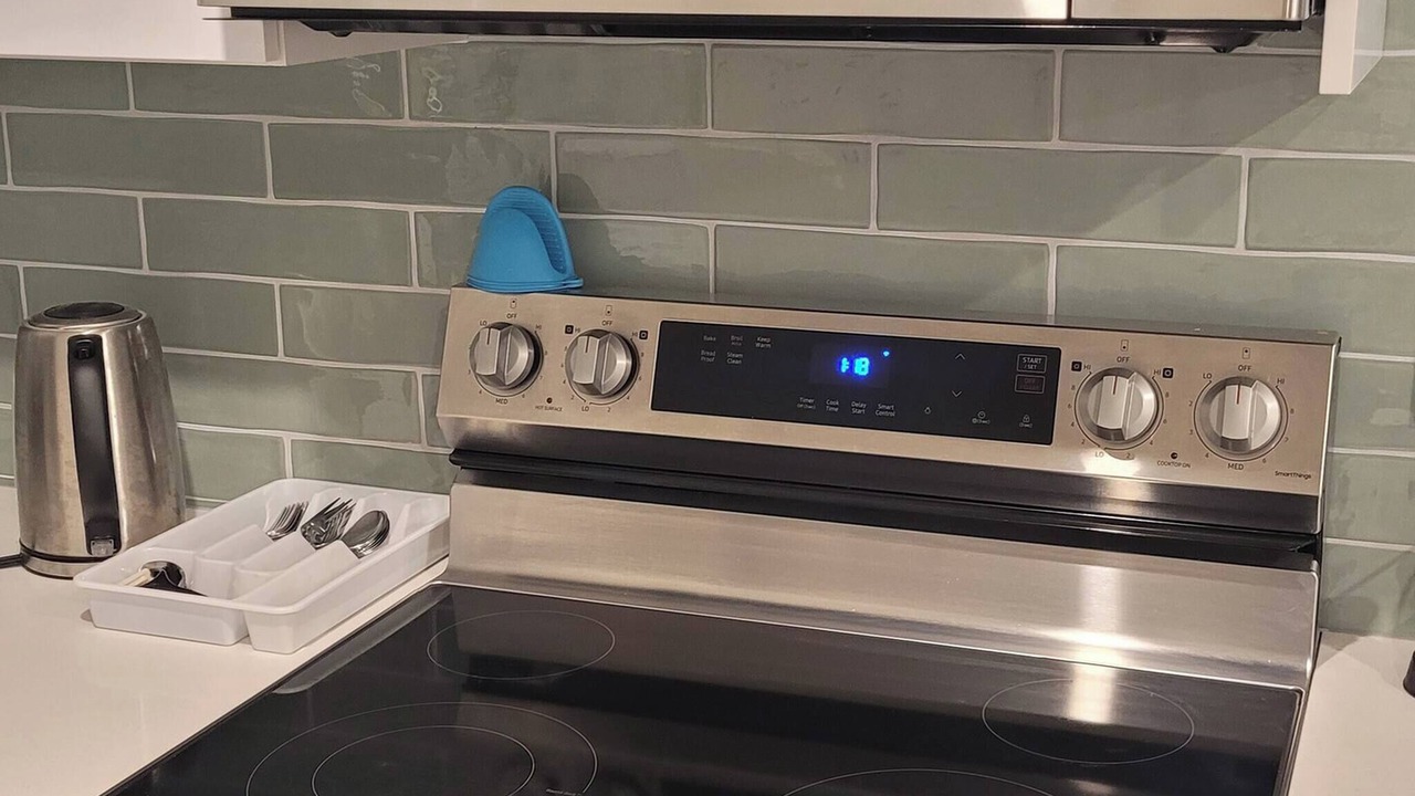 Photo of Kitchen in Division No. 11
