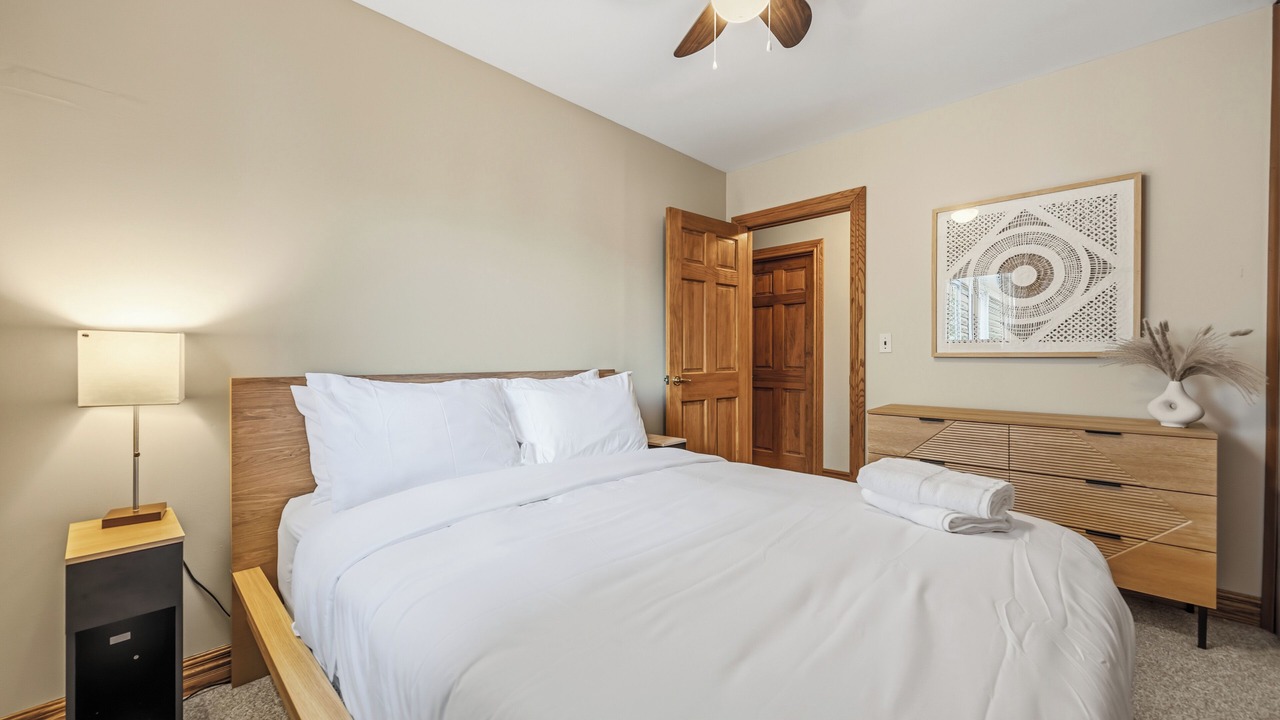 Photo of Bedroom in Lambton Shores