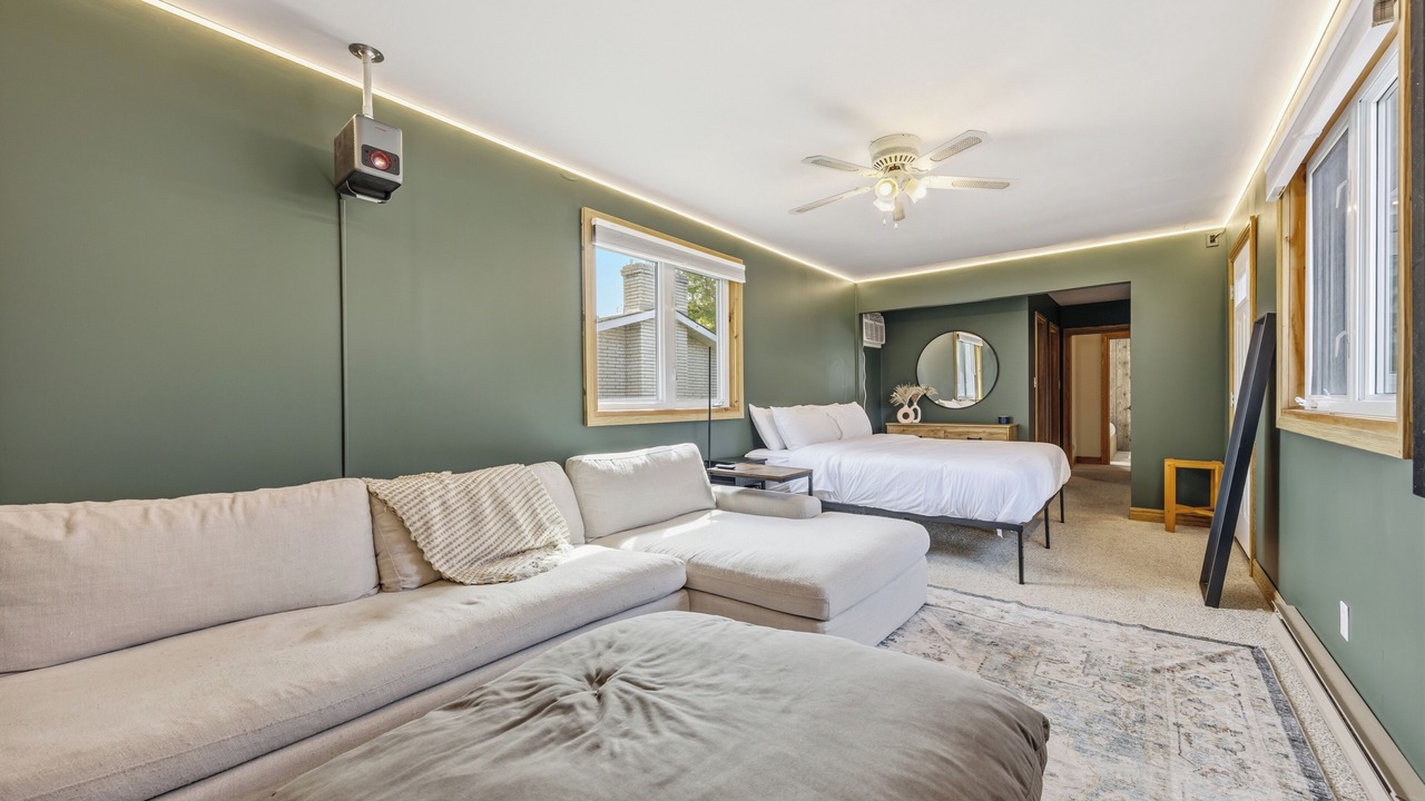Photo of Bedroom in Lambton Shores
