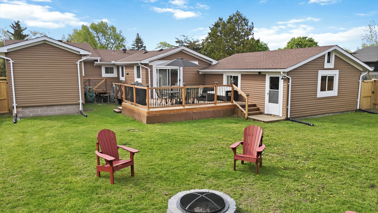 Photo of Patio Balcony in Lambton Shores
