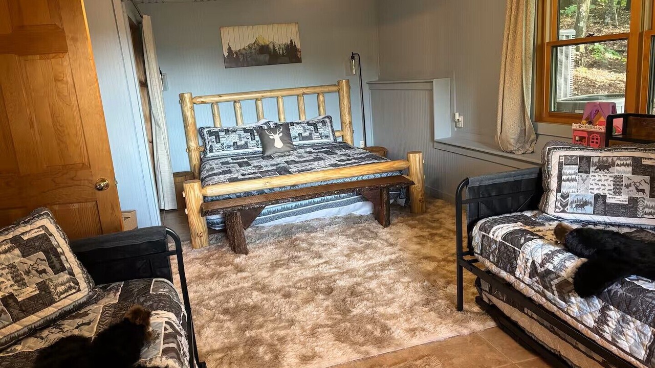Photo of Bedroom in Tate