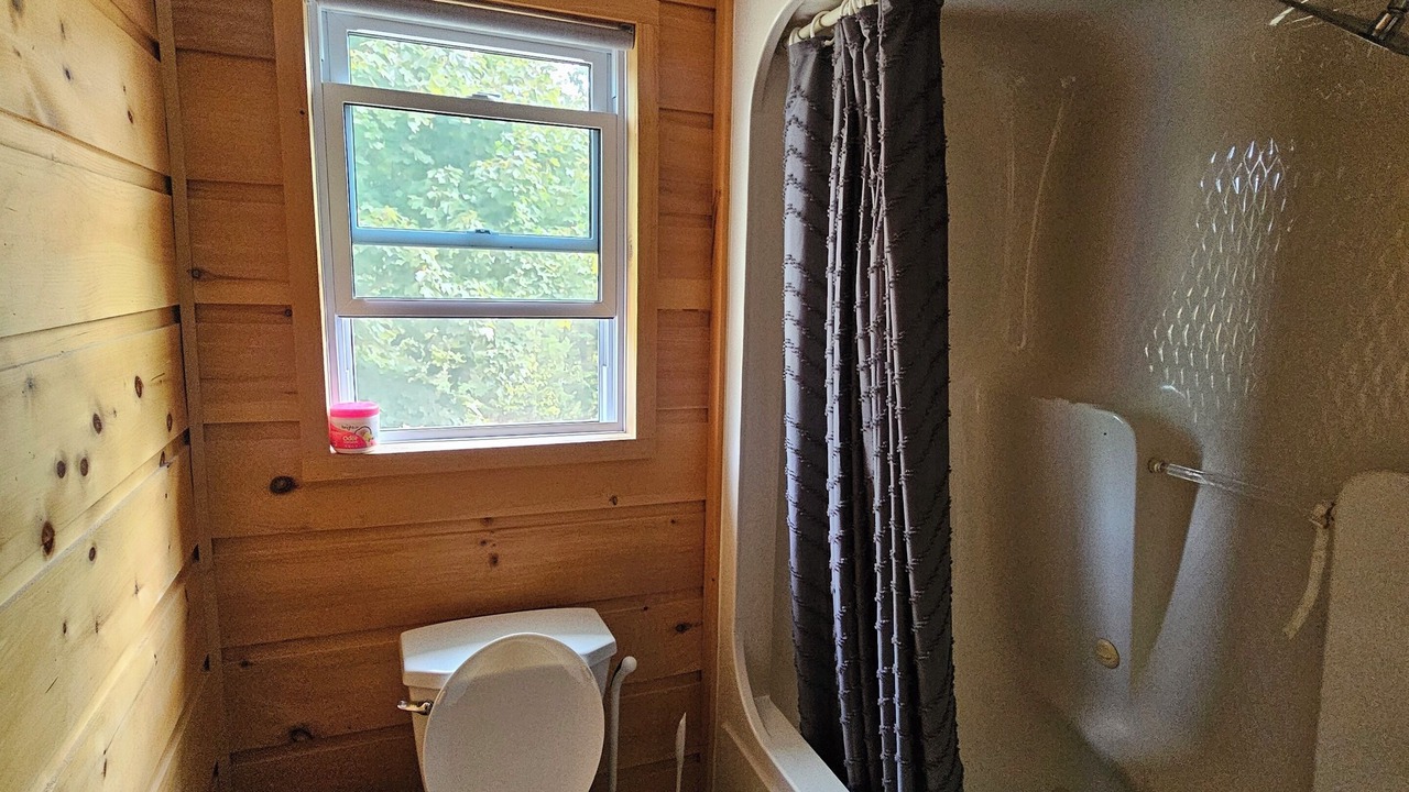 Photo of Bathroom in Weslemkoon